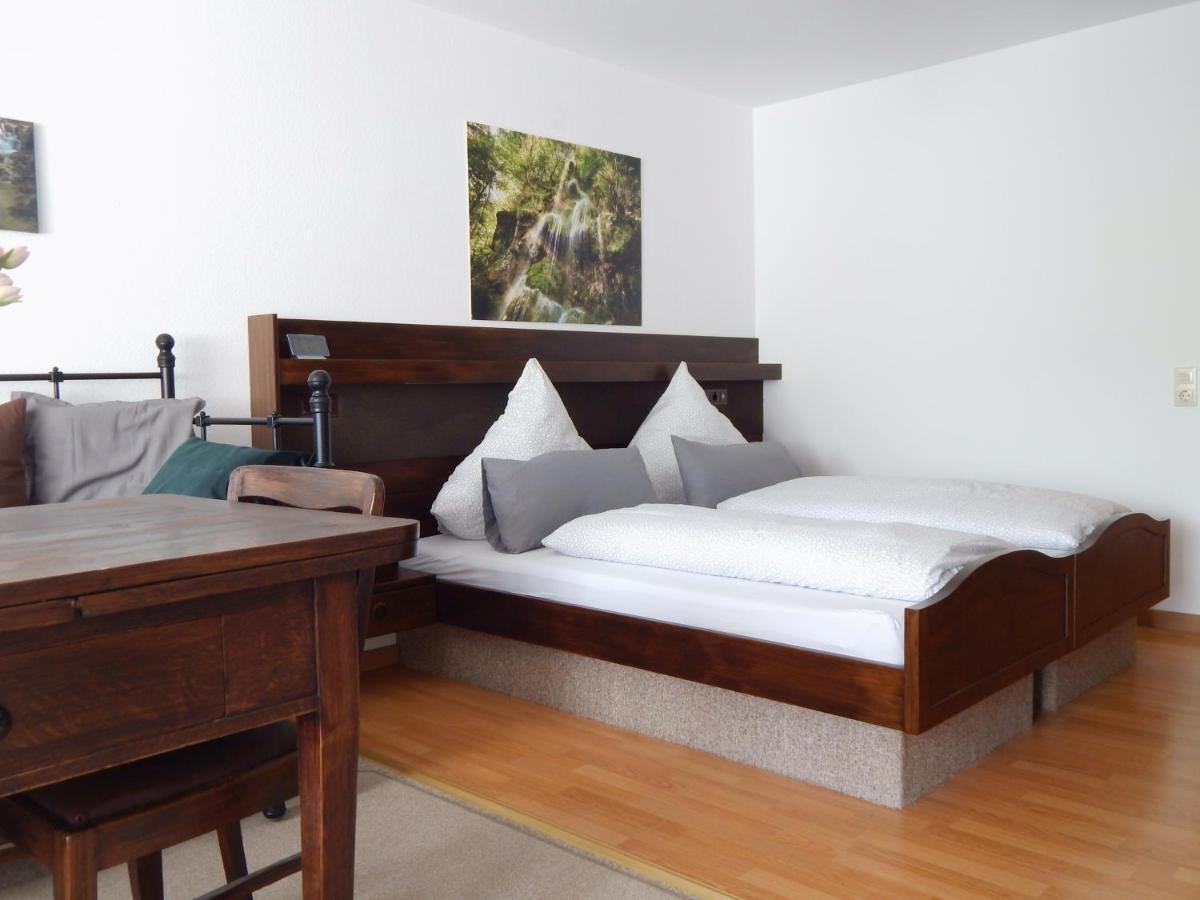 Free Apartment - Burgblick Bad Urach Εξωτερικό φωτογραφία
