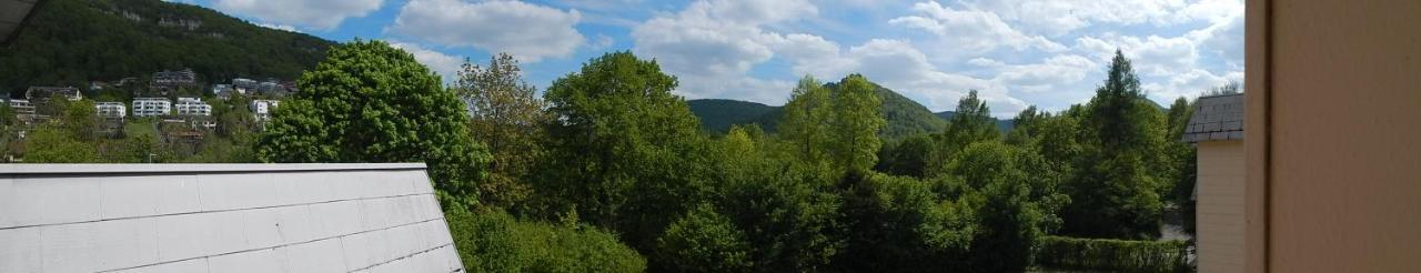 Free Apartment - Burgblick Bad Urach Εξωτερικό φωτογραφία